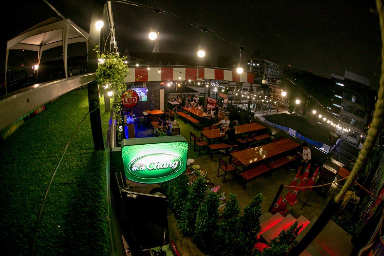 Samsen 8 Hostel Бангкок Экстерьер фото