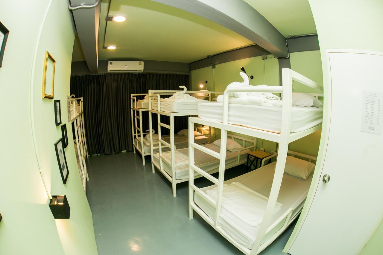 Samsen 8 Hostel Бангкок Экстерьер фото