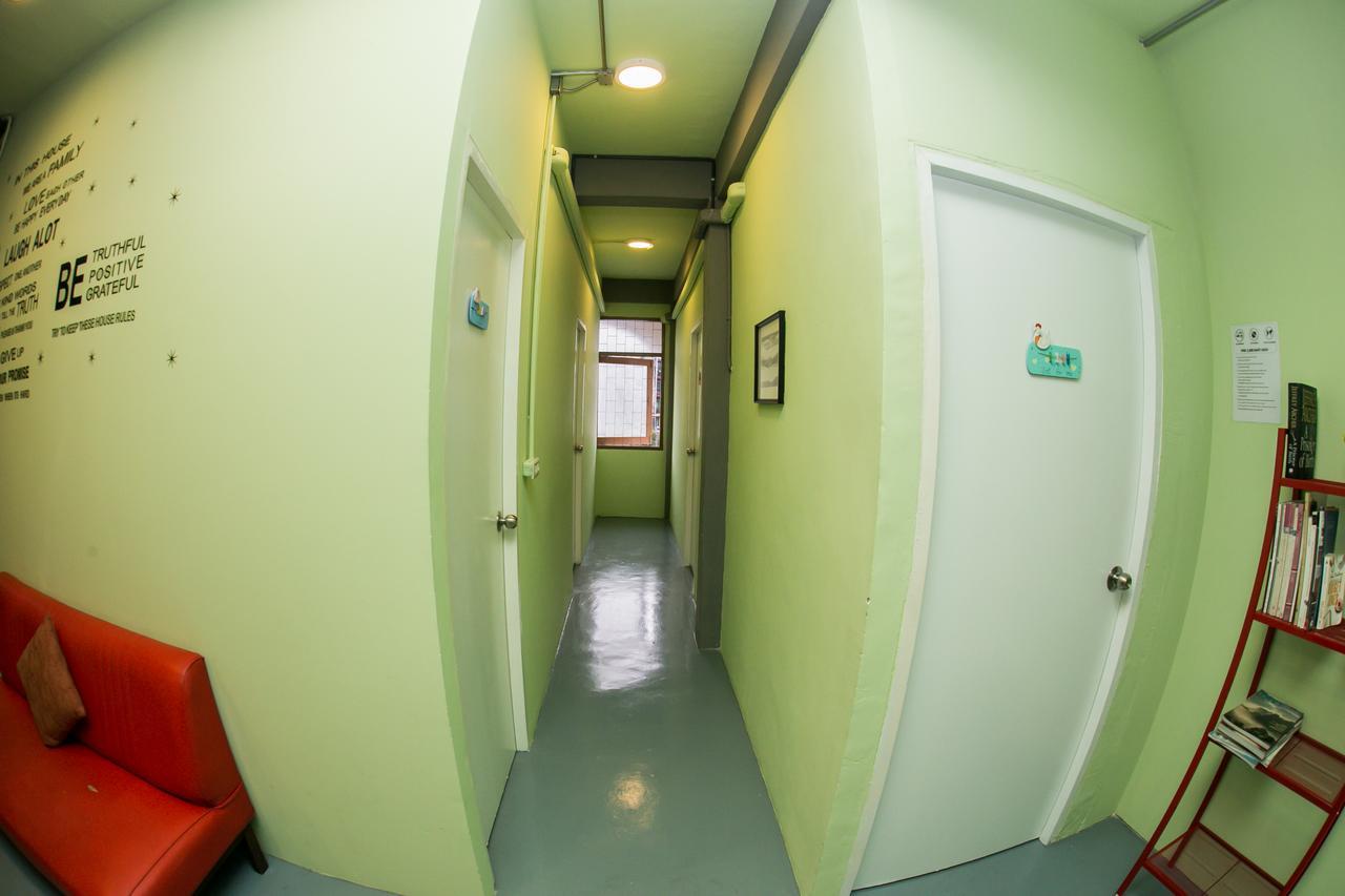 Samsen 8 Hostel Бангкок Экстерьер фото